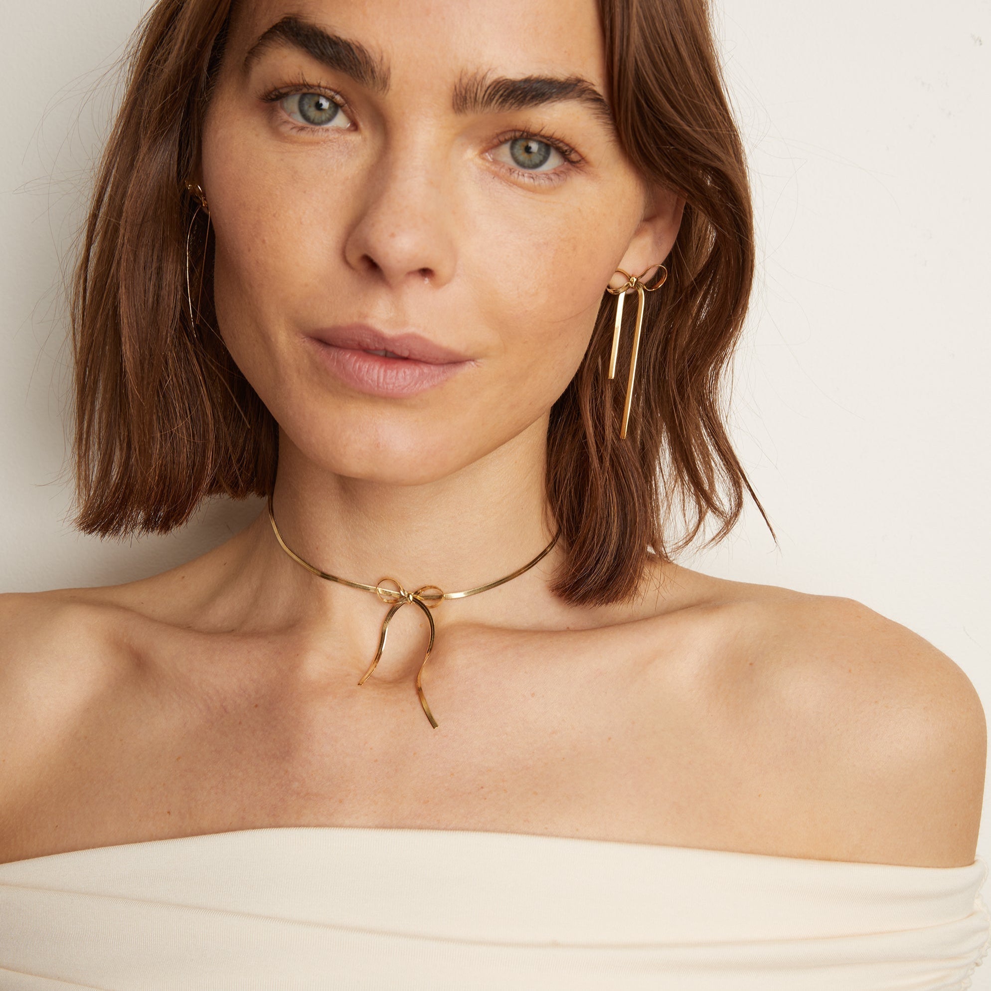 Aurate Herringbone Bow Choker