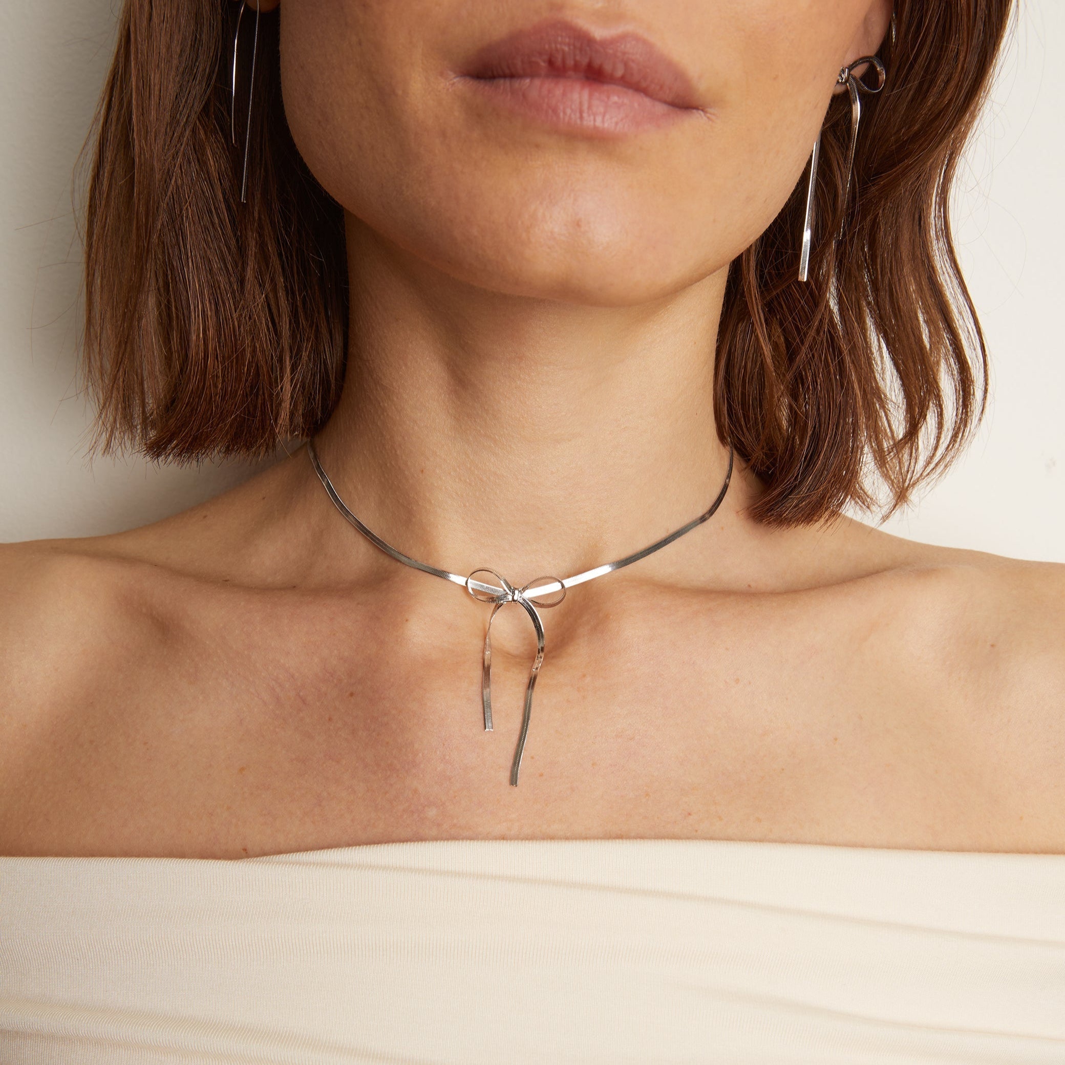 Aurate Herringbone Bow Choker