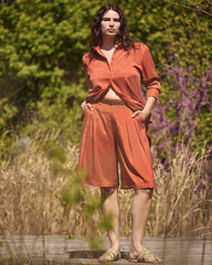 Cooling Stretch Cupro Bermuda Shorts - Warm Russet